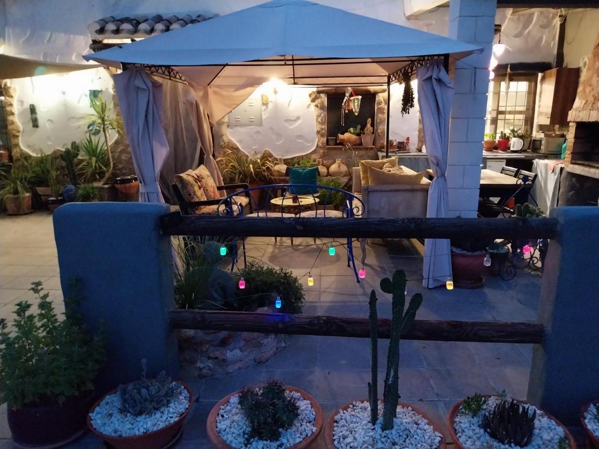 The Cave Of Dreams Bed & Breakfast Baza Bagian luar foto