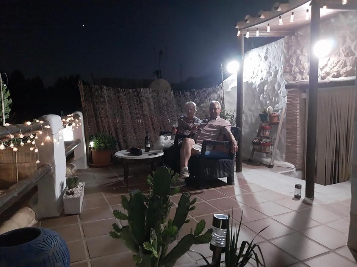 The Cave Of Dreams Bed & Breakfast Baza Bagian luar foto